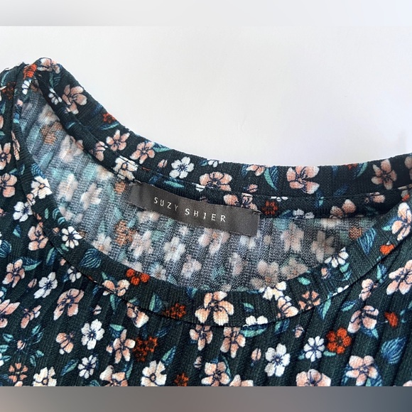 Suzy Shier Floral Top Size S - Picture 5 of 8